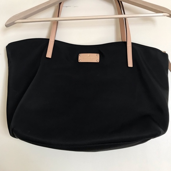 kate spade Handbags - Kate spade | tote bag with dust bag